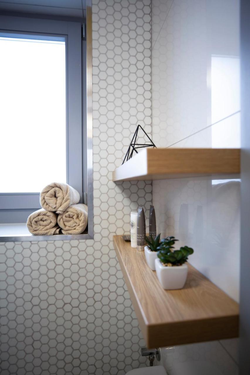 Yellow Apartment คลูจ-นาโปกา ภายนอก รูปภาพ